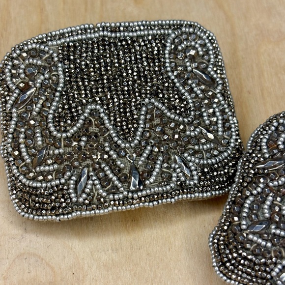 Beautiful Vintage Beaded Shoe Clips - Picture 6 of 10
